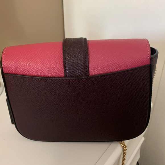 Cute butterfly with some gems - Picture 3 of 4